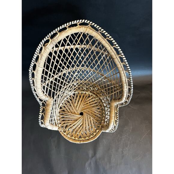 Wicker Peacock Rattan Chair | 15" tall | Plant\Doll Stand | Retro | BOHO | VTG - Picture 3 of 10